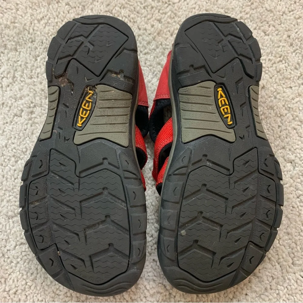 Youth KEEN Red NEWPORT H2 Strappy SPORT Hiking ADVENTURE Waterproof TRAIL SANDAL